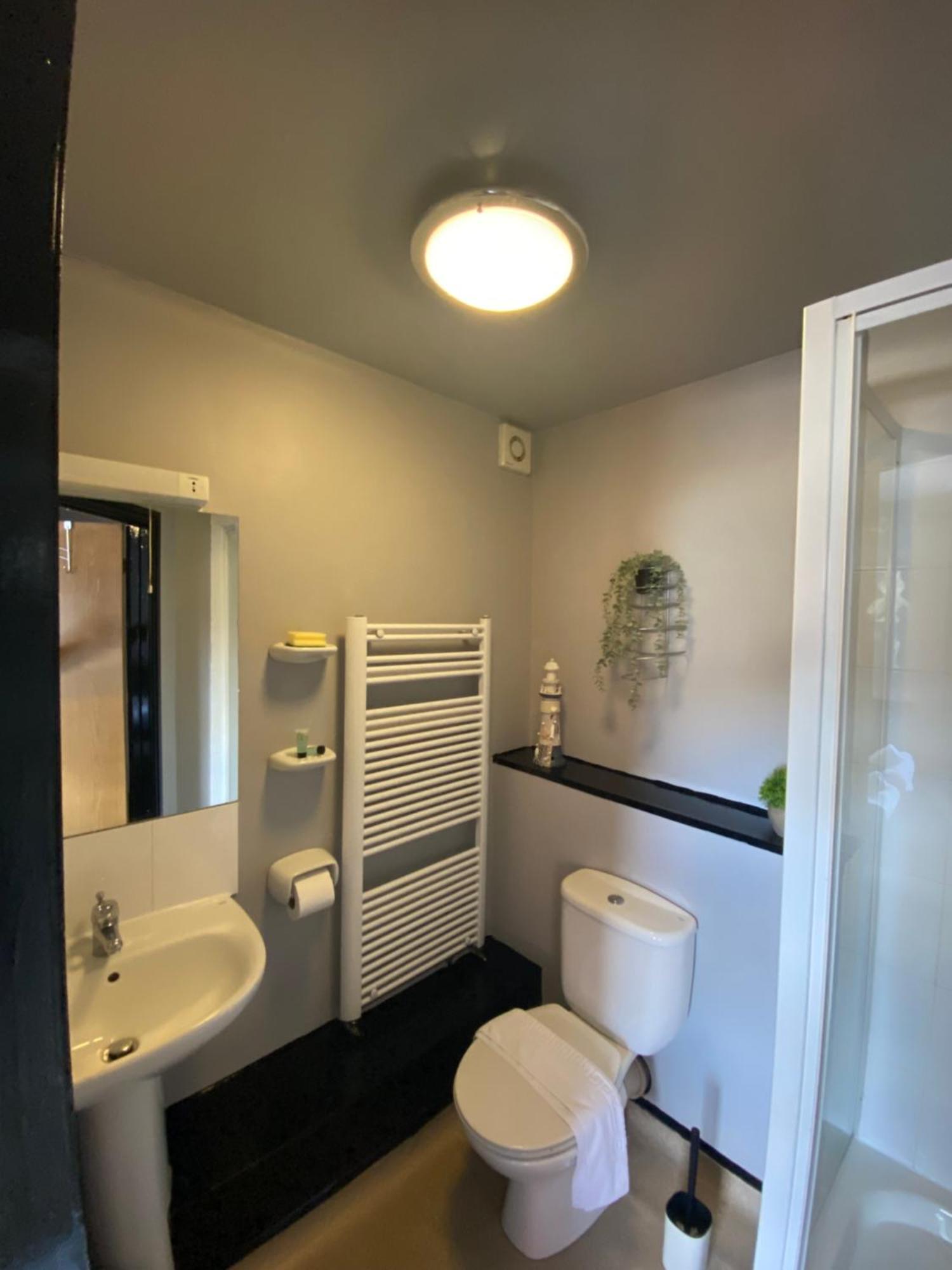 Bay View Rooms At Mentone Hotel 滨海韦斯顿 外观 照片