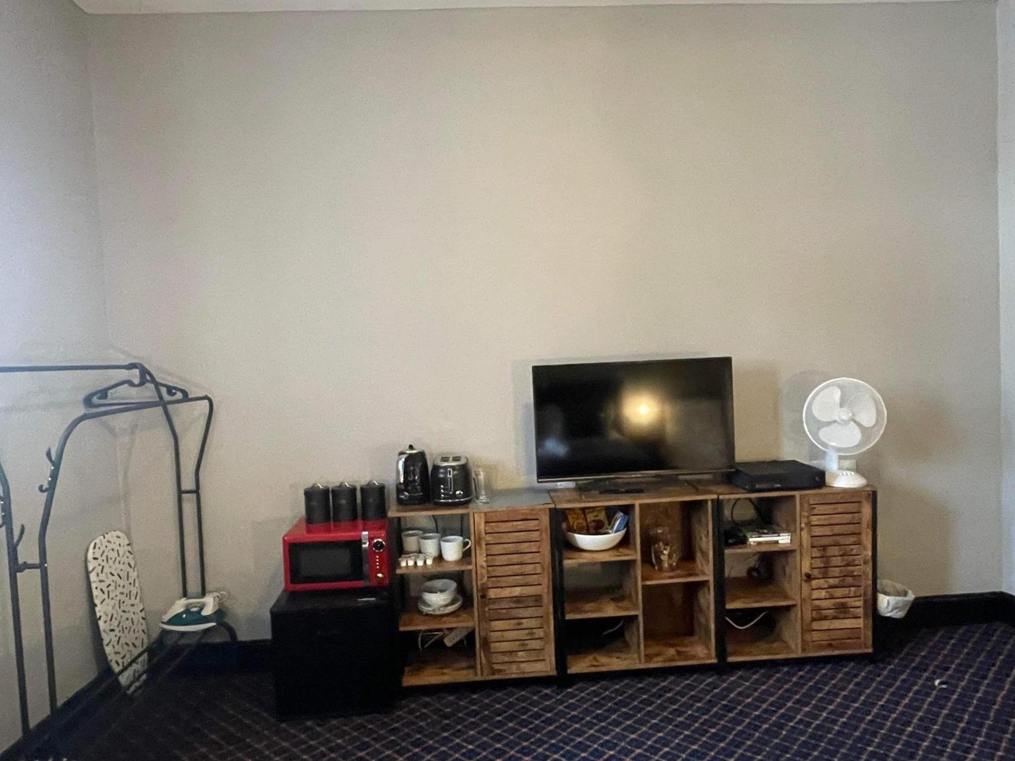 Bay View Rooms At Mentone Hotel 滨海韦斯顿 外观 照片