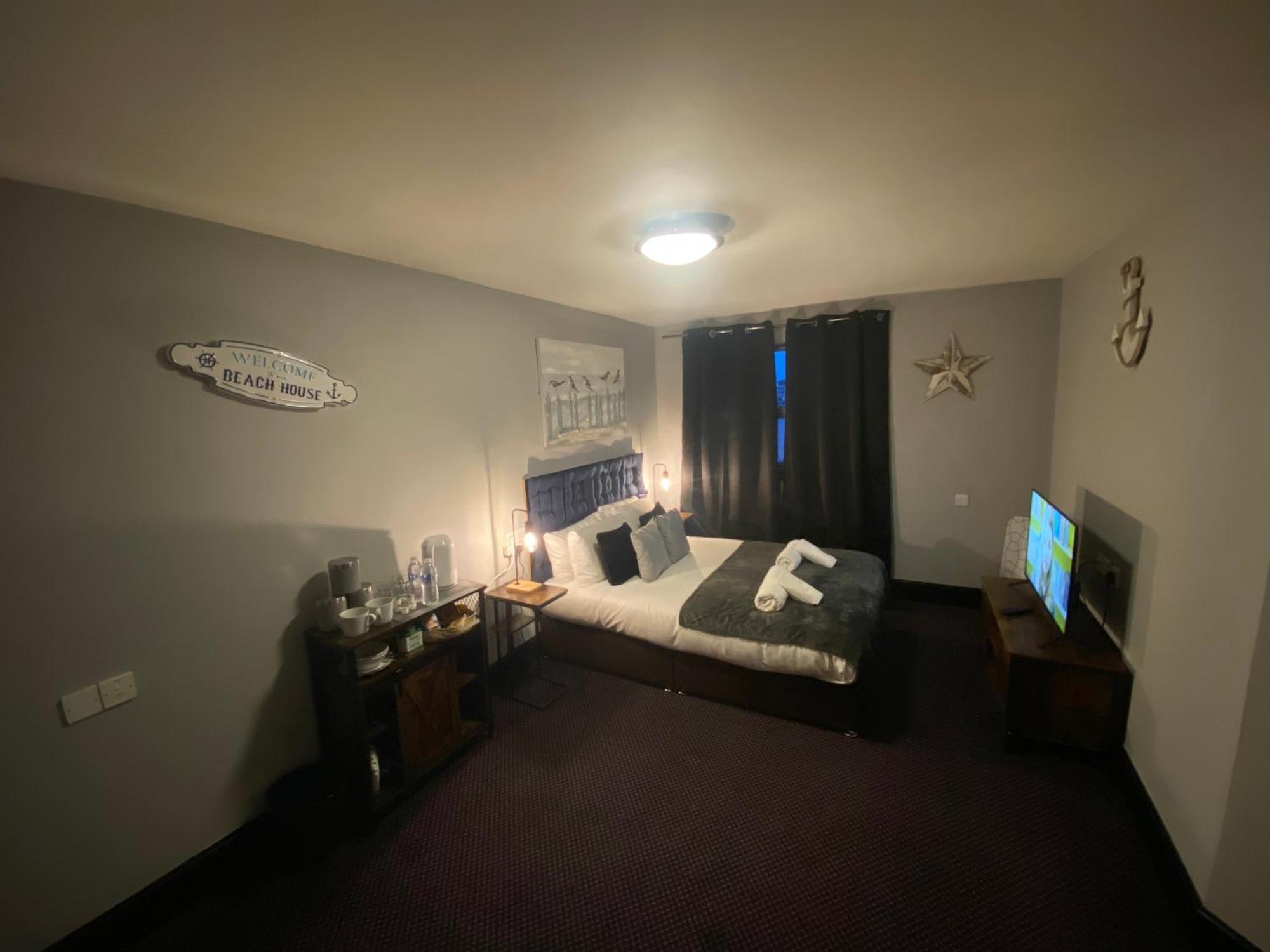 Bay View Rooms At Mentone Hotel 滨海韦斯顿 外观 照片