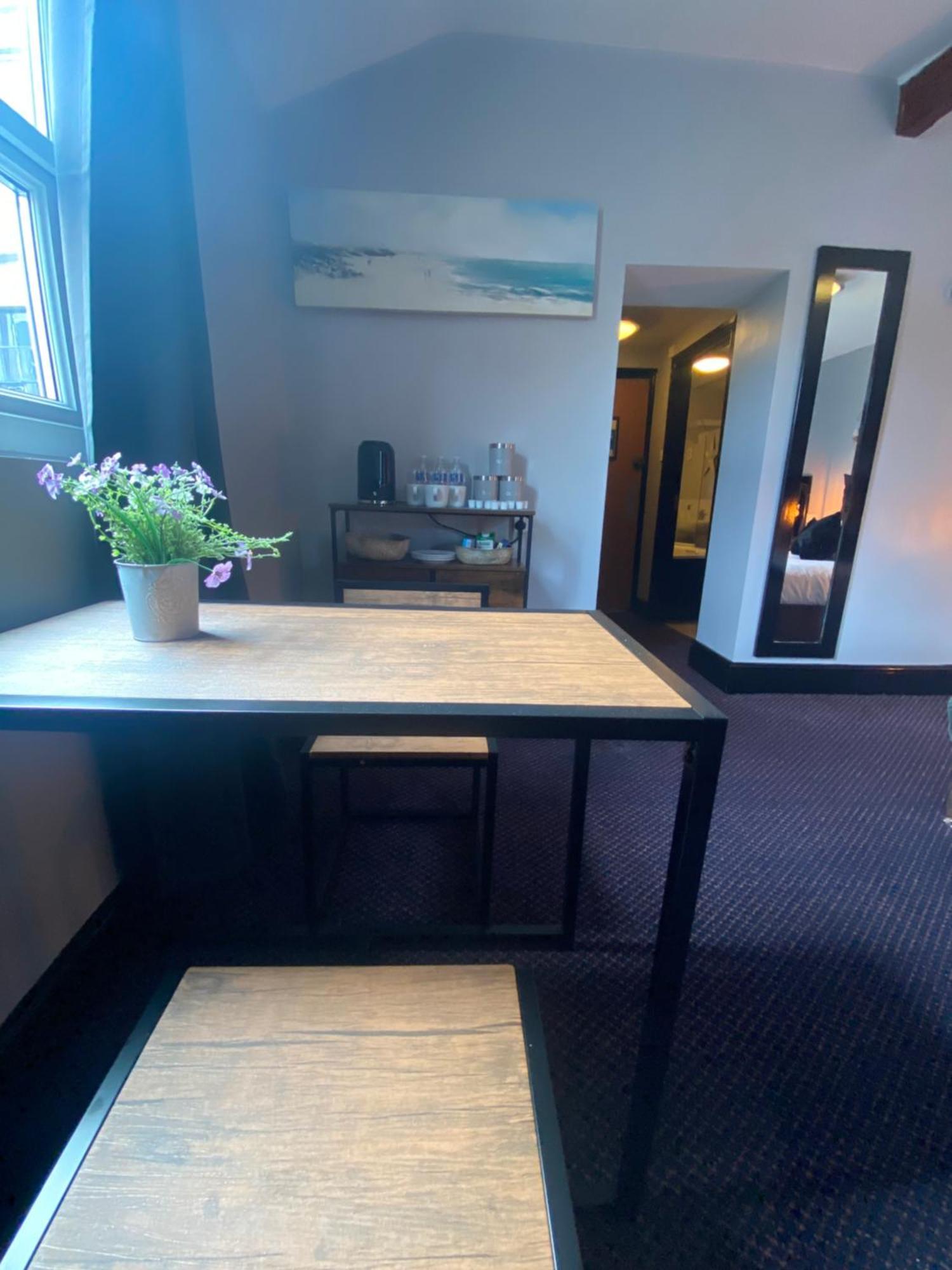 Bay View Rooms At Mentone Hotel 滨海韦斯顿 外观 照片